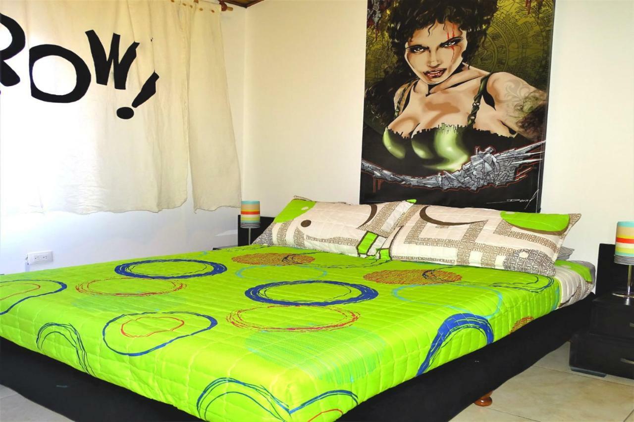 Violeta Park Hostel Bogota Exterior photo
